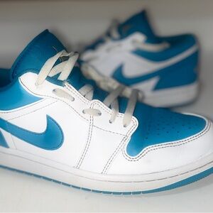 Nike air Jordans aqua tone